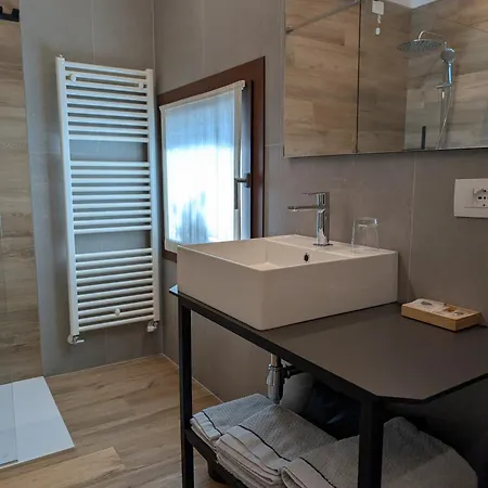 Ca فندق مبيت وإفطار 3*